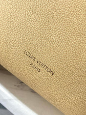 LOW KEY HOBO PM 28 IN URBAN YELLOW CALFSKIN GOLD BUCKLE