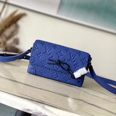 STEAMER 18 IN SAPPHIRE BLUE MONOGRAM EMBOSSED TAURILLON