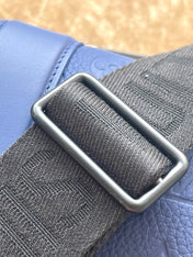 S-CAPE MESSENGER 28 IN SAPPHIRE BLUE TAURILLON