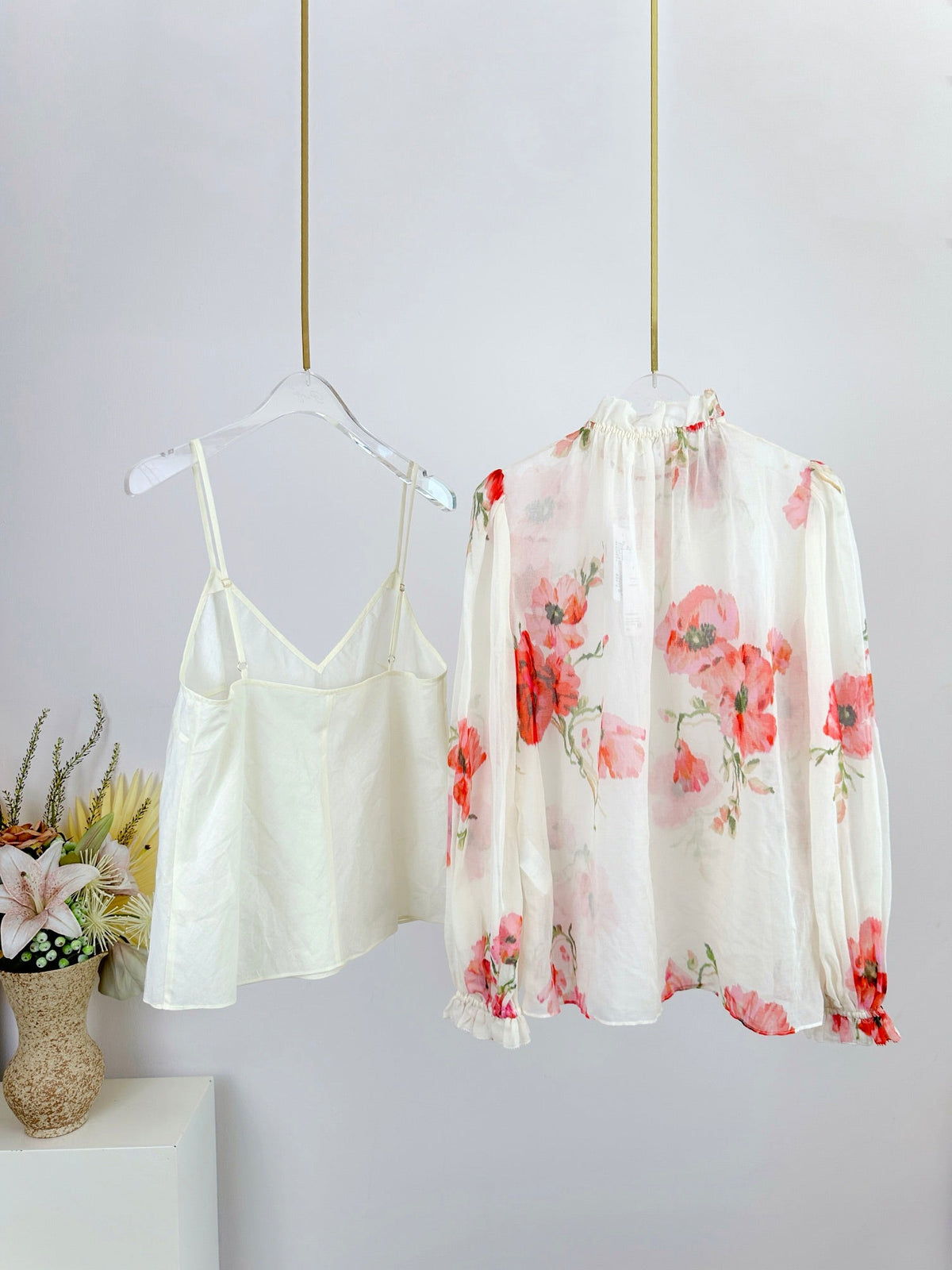 LONG-SLEEVE FLORAL PRINT CHIFFON TOP