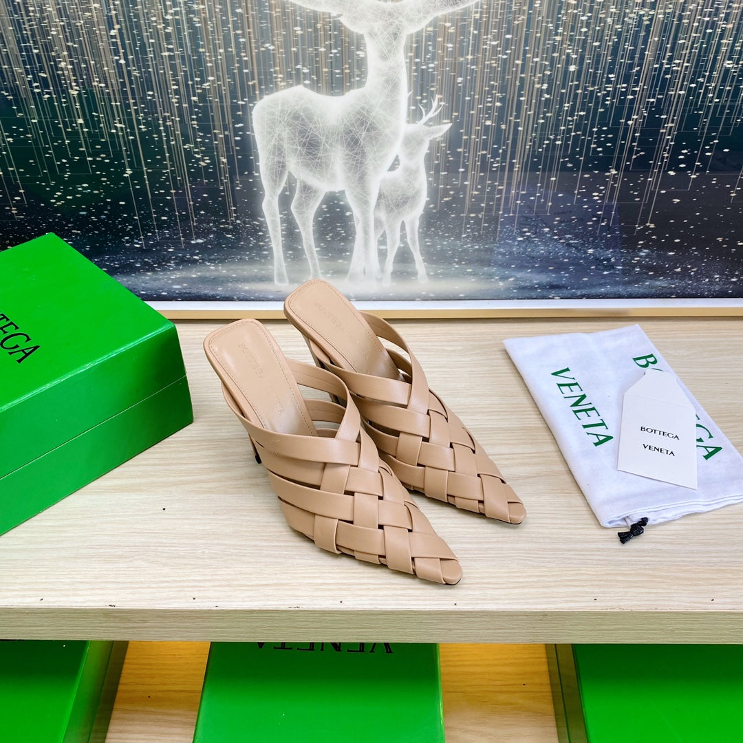 ALFIE LEATHER HIGH MULES IN CAMEL BEIGE CALFSKIN WITH WOVEN DESIGN