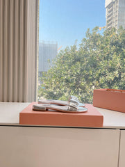 SLIDE SANDALS ATTACHED DIAMOND IN SILVER METALLIC LAMBSKIN