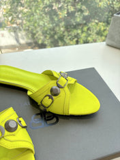 CAGOLE FLAT MULES IN LIME YELLOW CALFSKIN