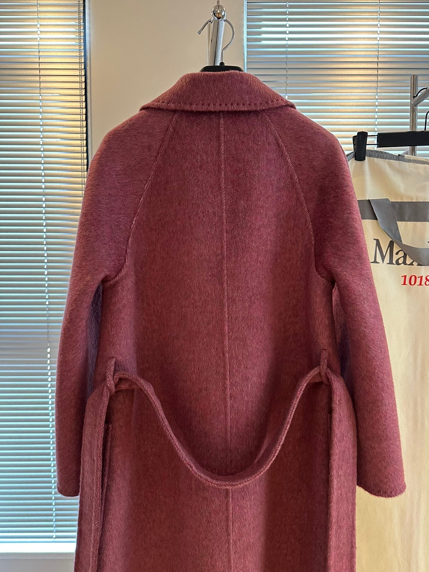 MAX MARA 25S CASHMERE COAT 198