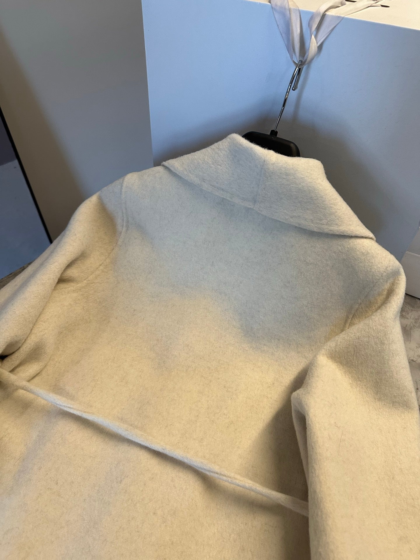 MAX MARA 25S CASHMERE COAT WITH FOX FUR TRIM 204