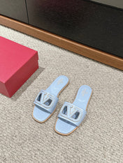 VLOGO CUT-OUT LIGHT BLUE CALFSKIN SLIDE SANDAL