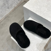 SNAP SLIPPER IN BLACK SUEDE AND SHEARLING LINING