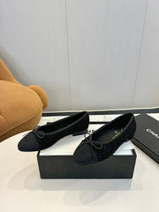 BALLET FLATS IN BLACK TWEED AND FABRIC