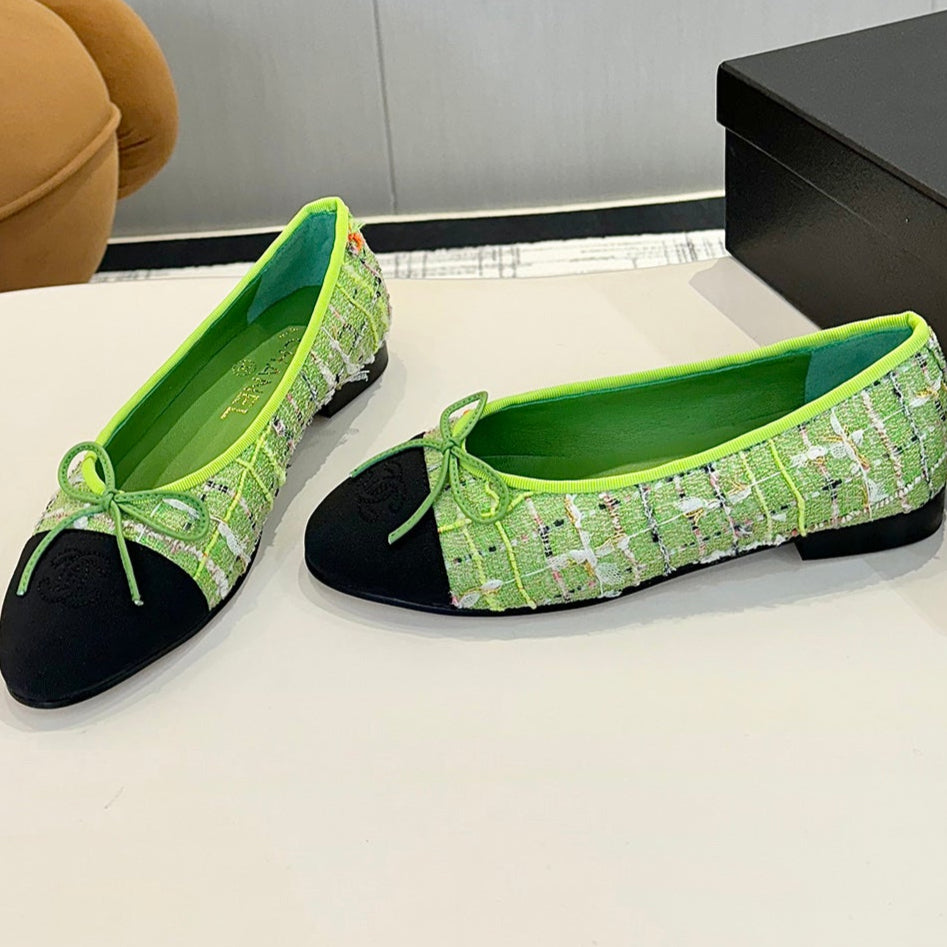 BALLET FLATS IN EMERALD GREEN TWEED AND FABRIC