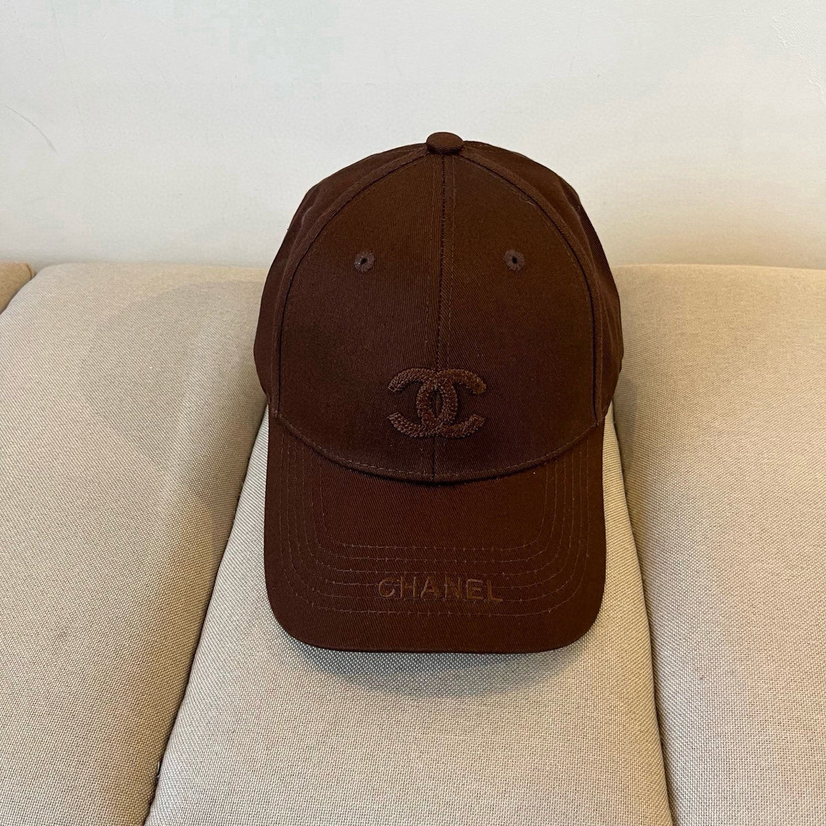 BASEBALL HAT IN DARK CHOCOLATE COTTON 672895
