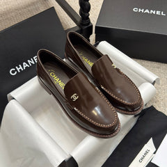 CC 25C Moccasins Chocolate Patent Leather