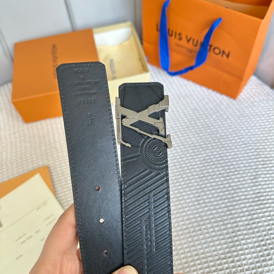 LV 25S BELT 40 MM IN BLACK CALFSKIN 593226