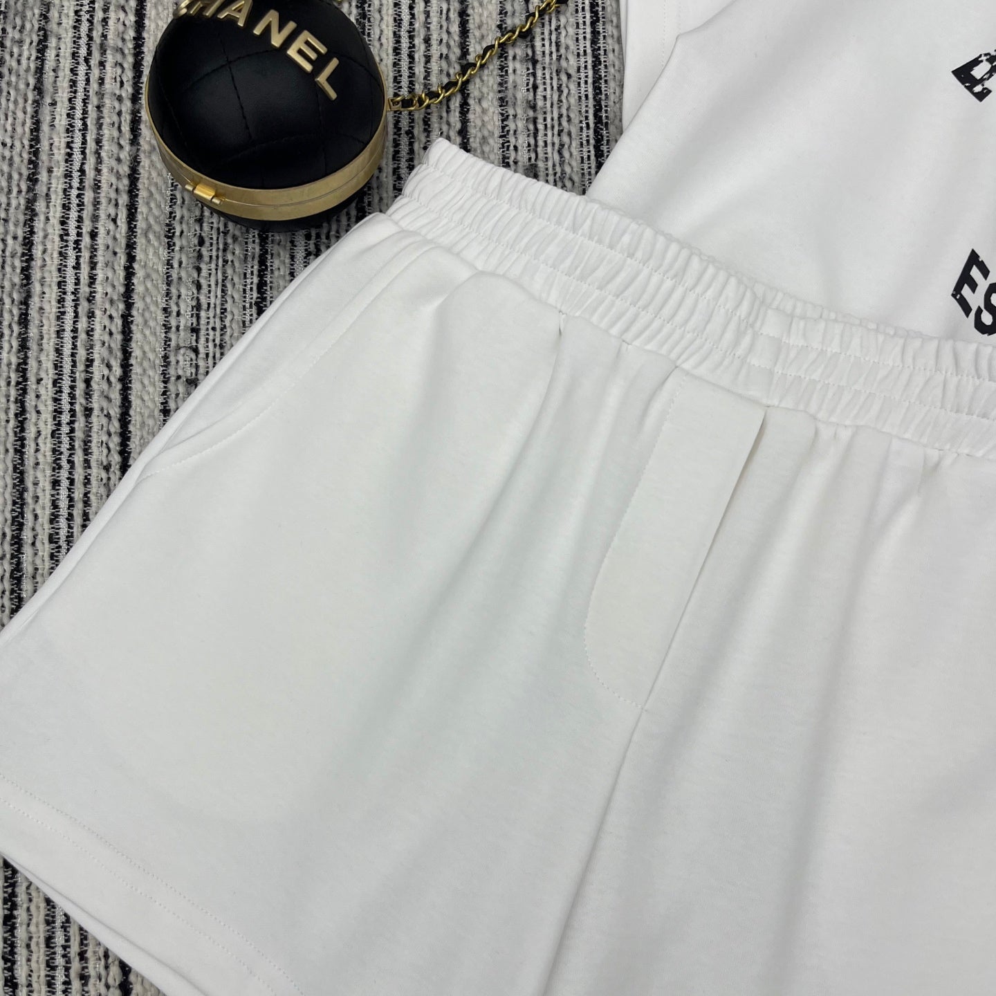 PRADA 25S SHORT-SLEEVE CREW NECK SWEATSHIRT SET 352