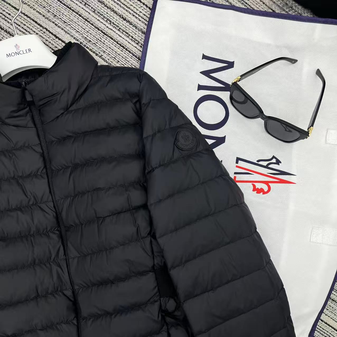 MONCLER 25S JACKET IN BLACK 005