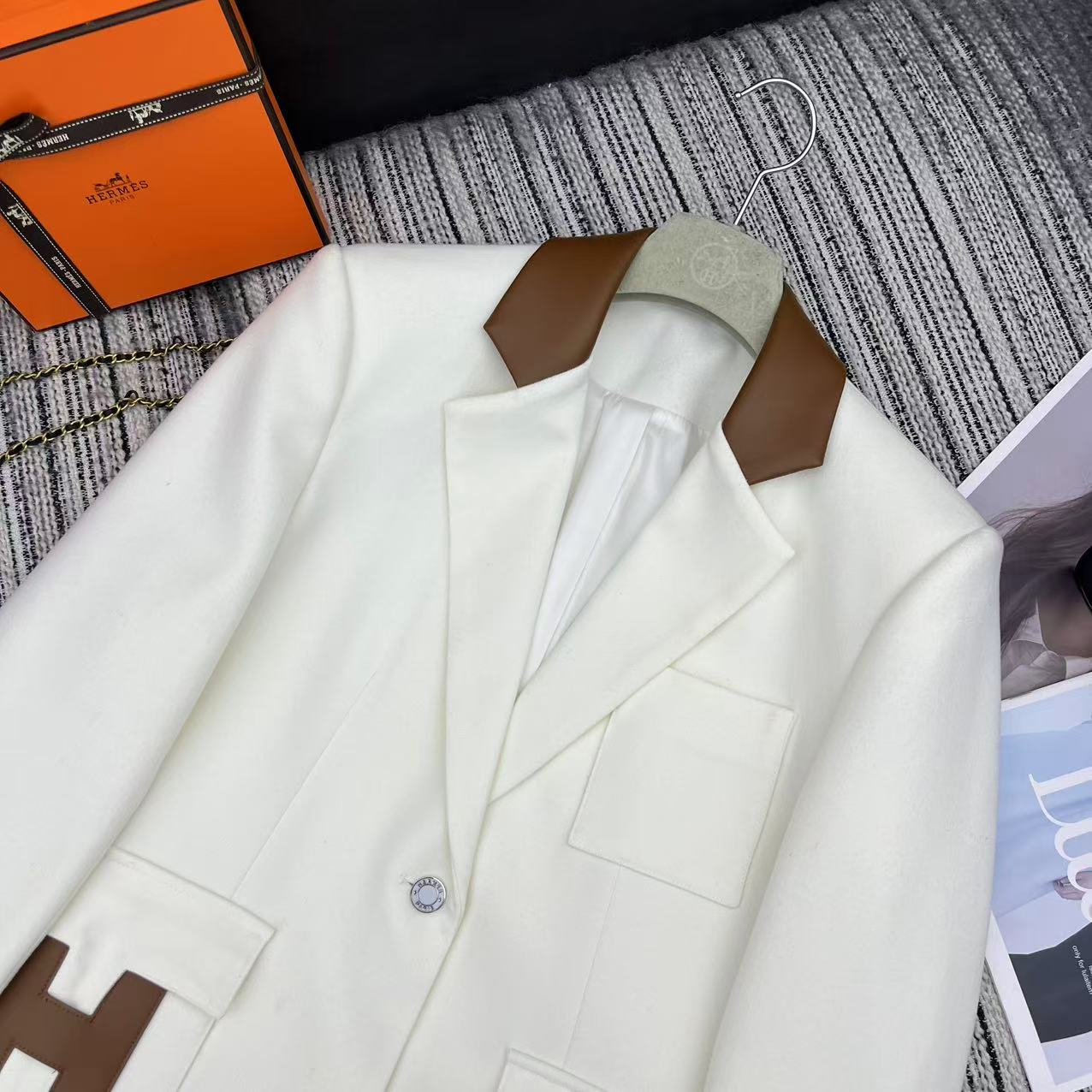 HERMES 25S LAPEL BLAZER 390