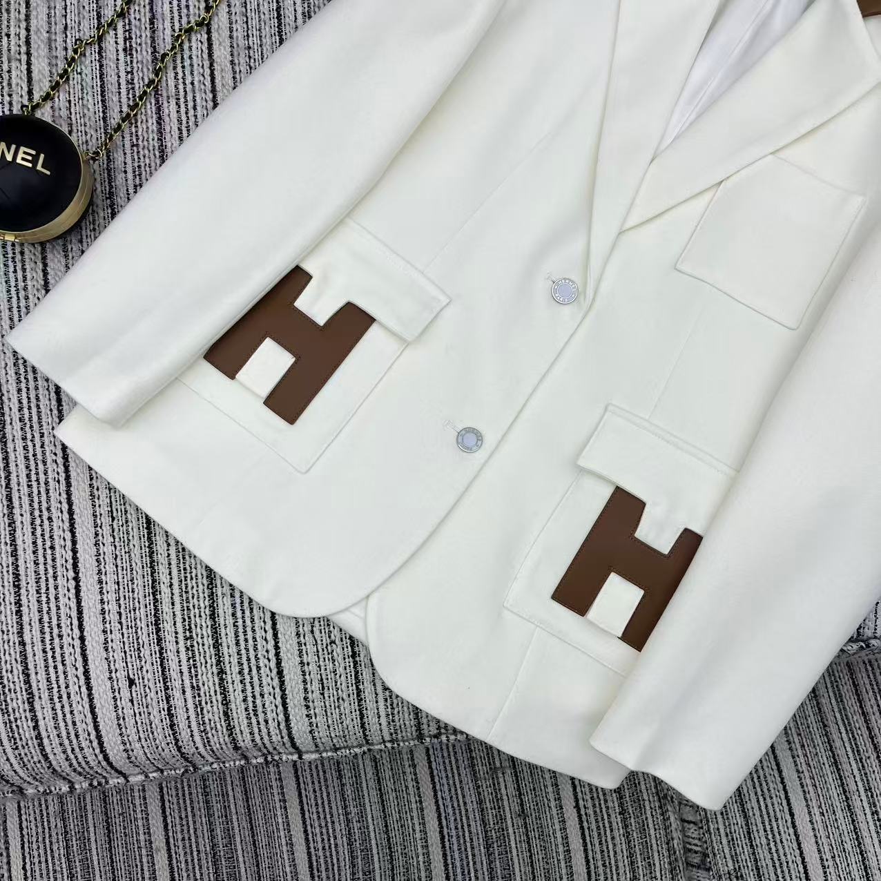 HERMES 25S LAPEL BLAZER 390