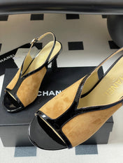 CC HIGH HEELS 85MM IN BROWN AND BLACK SUEDE