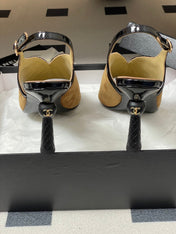 CC HIGH HEELS 85MM IN BROWN AND BLACK SUEDE