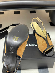 CC HIGH HEELS 85MM IN BROWN AND BLACK SUEDE