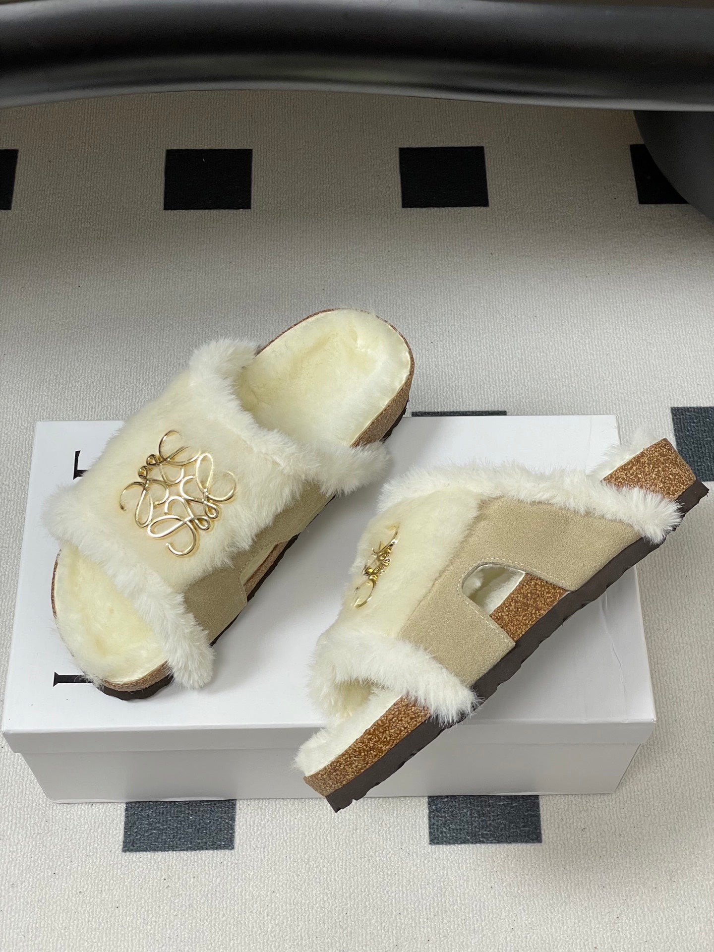 LOEWE X BIRKENSTOCK SLIPPERS WHITE GRAY FUR