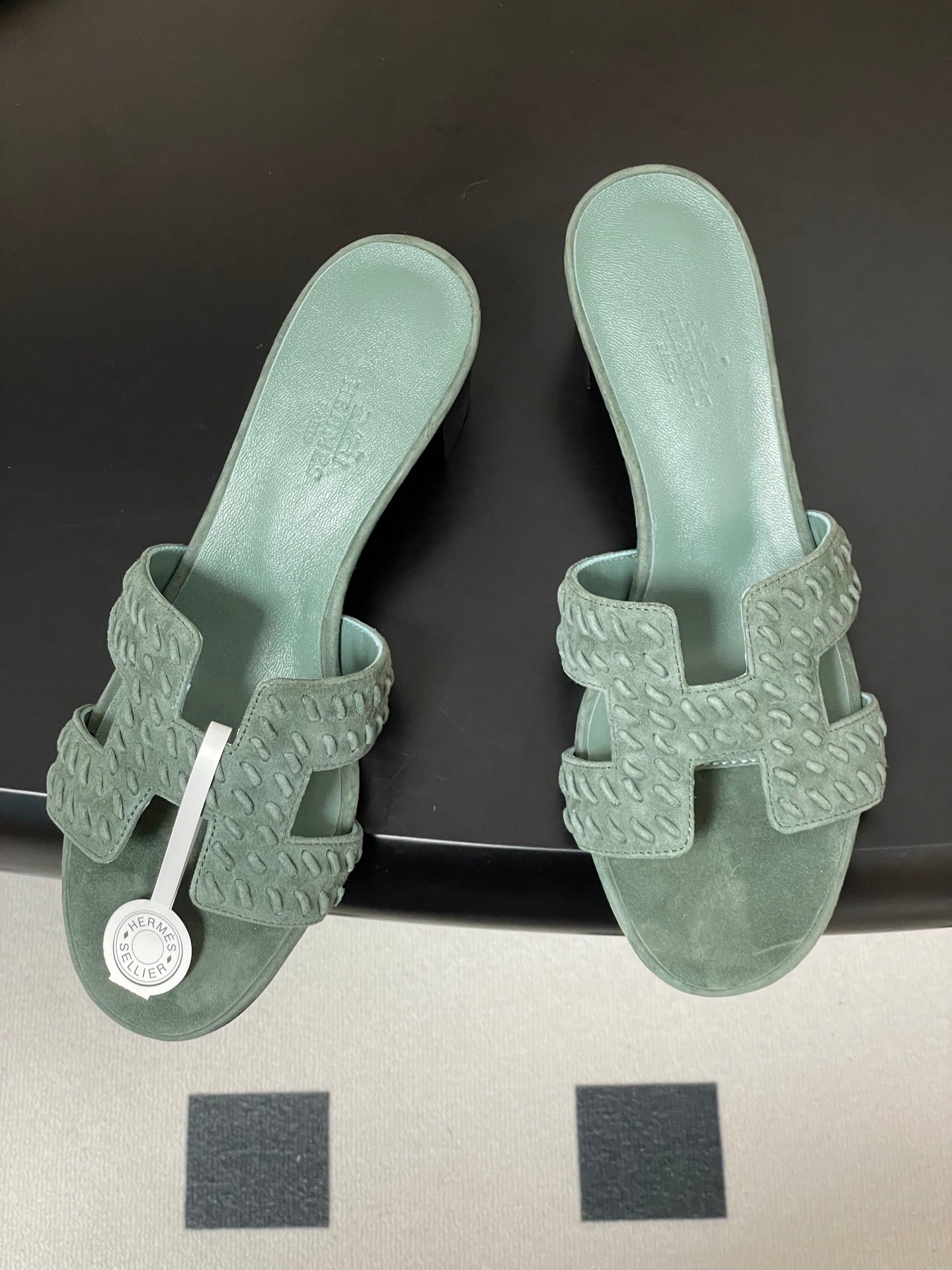 HM 25S ORAN HIGH‑HEEL SANDAL IN MUTED MINT GREEN SUEDE AND LAMBSKIN