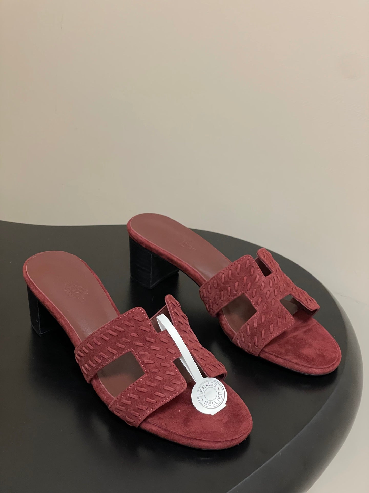 HM 25S ORAN HIGH‑HEEL SANDAL IN DARK RED SUEDE AND LAMBSKIN