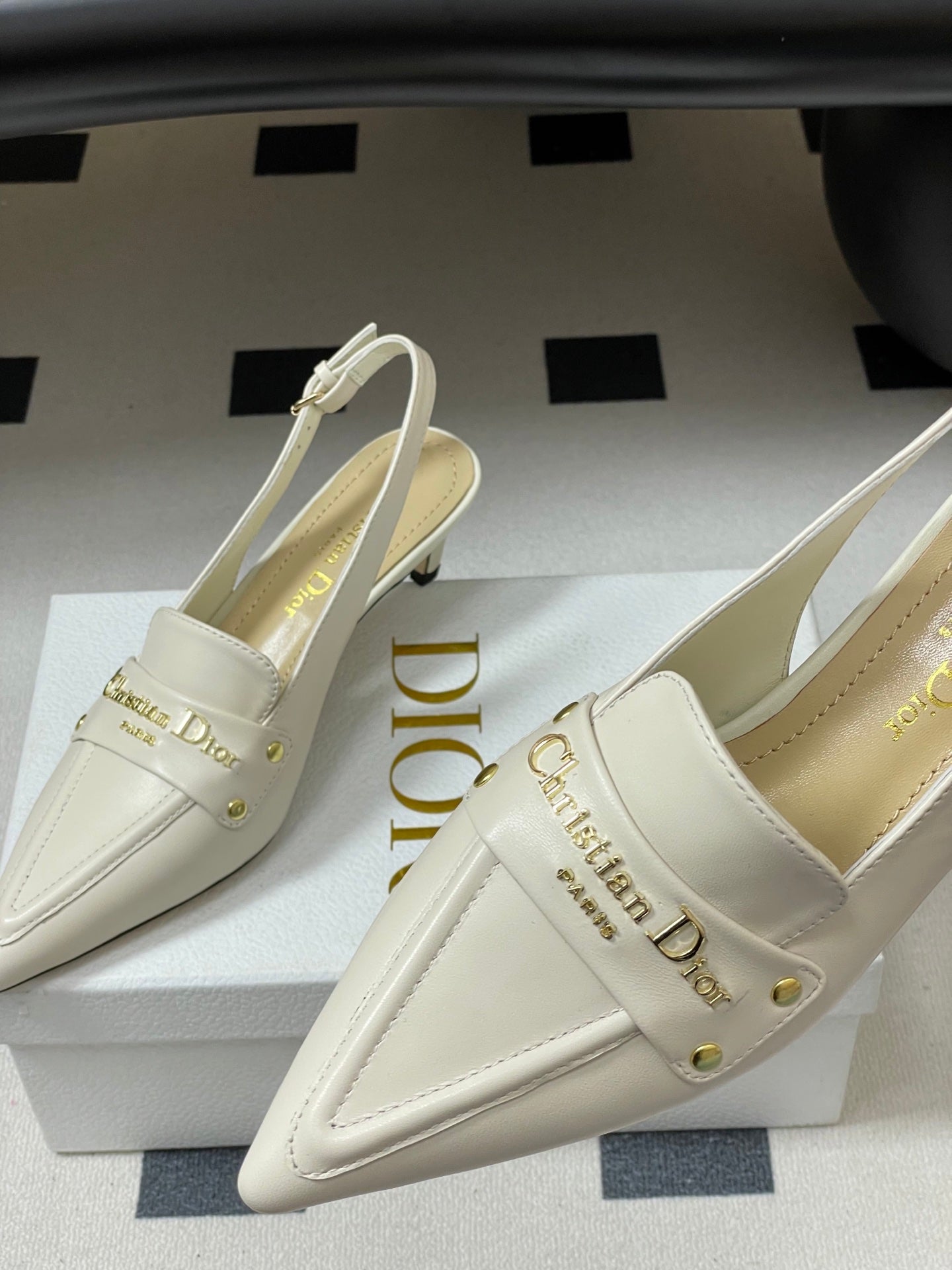 DIOR 25S BOY SLINGBACK HIGH HEELS 50 MM IN WHITE LAMBSKIN