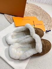 LV COSY FLAT COMFORT CLOG IN RUSSET BROWN SUEDE AND SHEARLING LINING