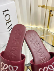 LOEWE 26S LOGO-EMBROIDERED SANDALS IN DARK RED CALFSKIN