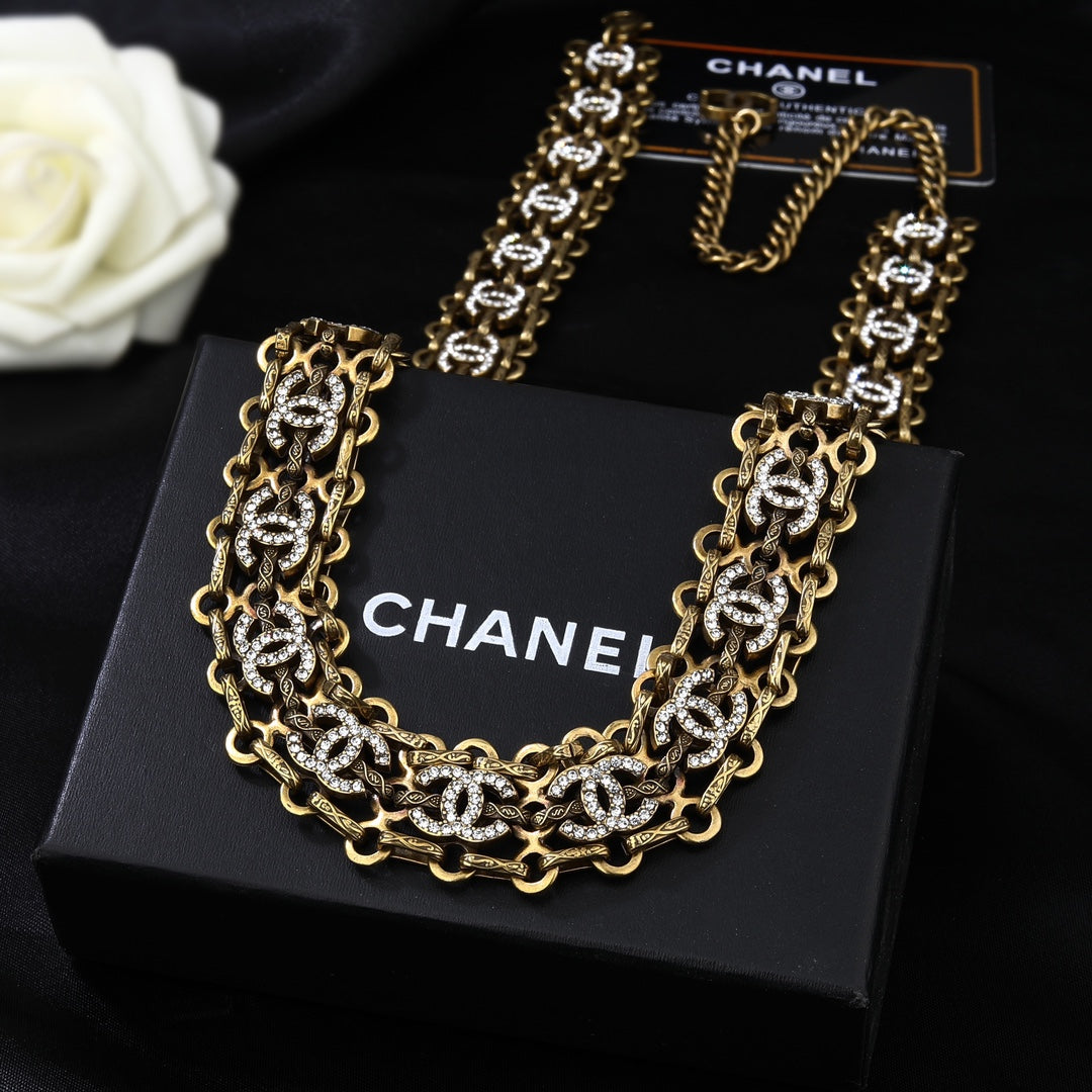 CHANEL 25S CHAIN BELT STYLE 2 611796