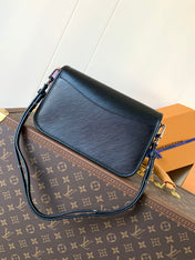 BUCI BAG 24 IN BLACK EPI GRAIN COWHIDE