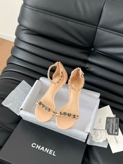 MID-HEEL 35 MM SANDAL IN NUDE TAN SHEEPSKIN WITH STICKERS