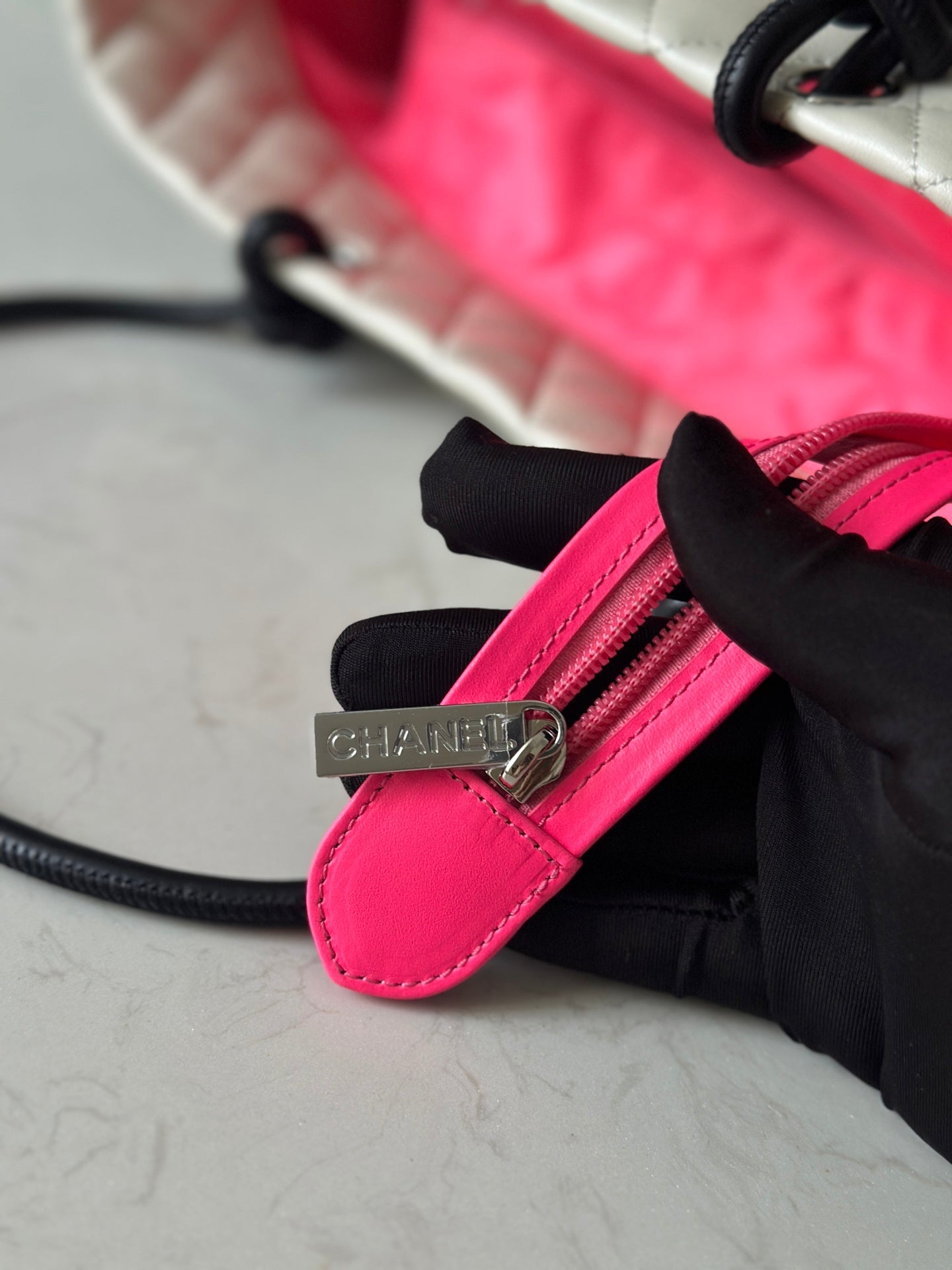 CHANEL 25S CAMBON LIGNE TOTE BAG 30 IN WHITE MIX BLACK CALFSKIN