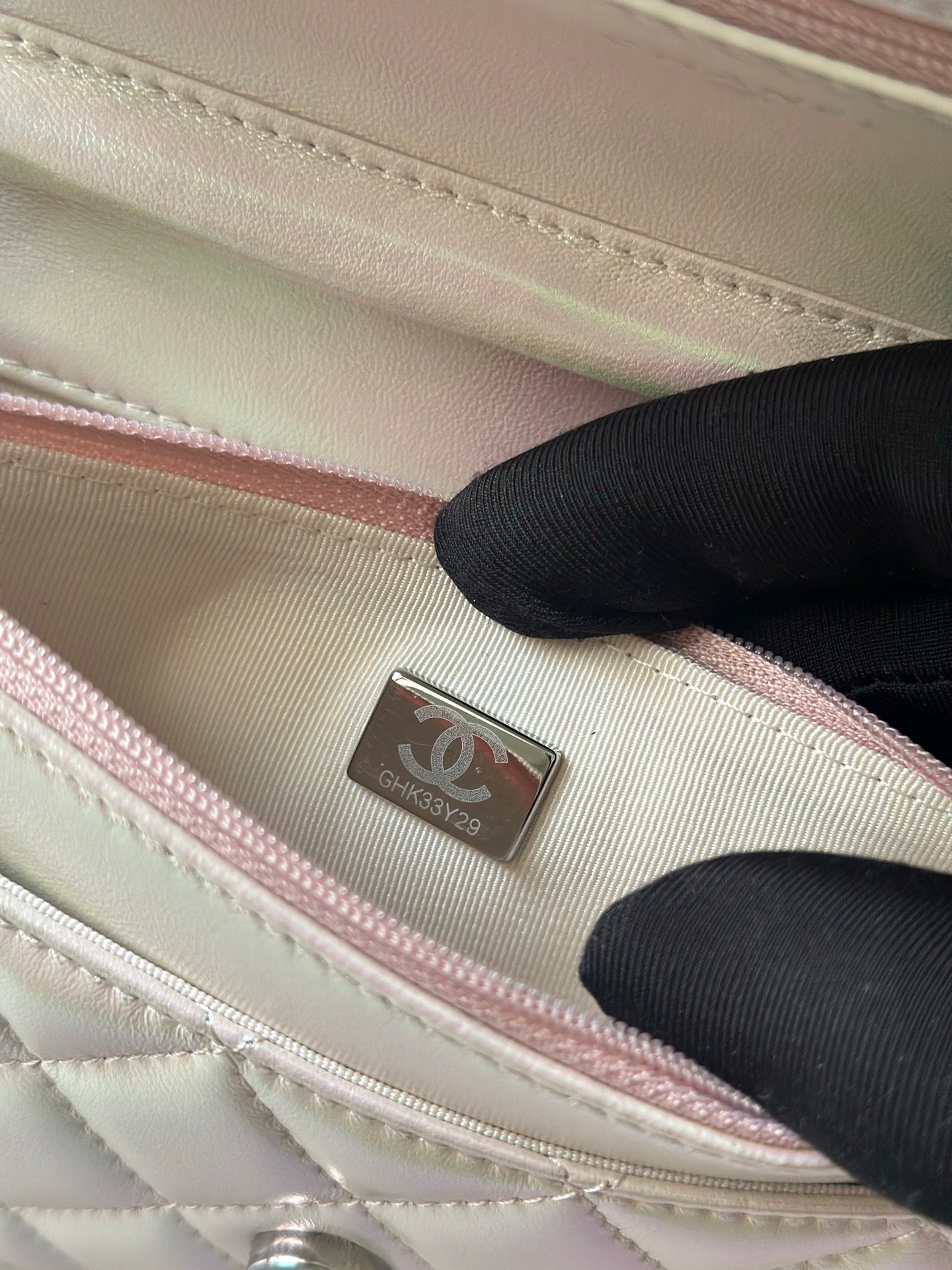 CHANEL 25S WALLET ON CHAIN 19 IN PEARLESCENT PINK WHITE LAMBSKIN