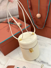 EXTRA CASE MEDIUM 16 BAG IN WHITE CREAM SMOOTH CALFSKIN WITH GOLD HARDWARE