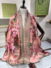 GUCCI 25S SCARF 180 IN SILK 737208