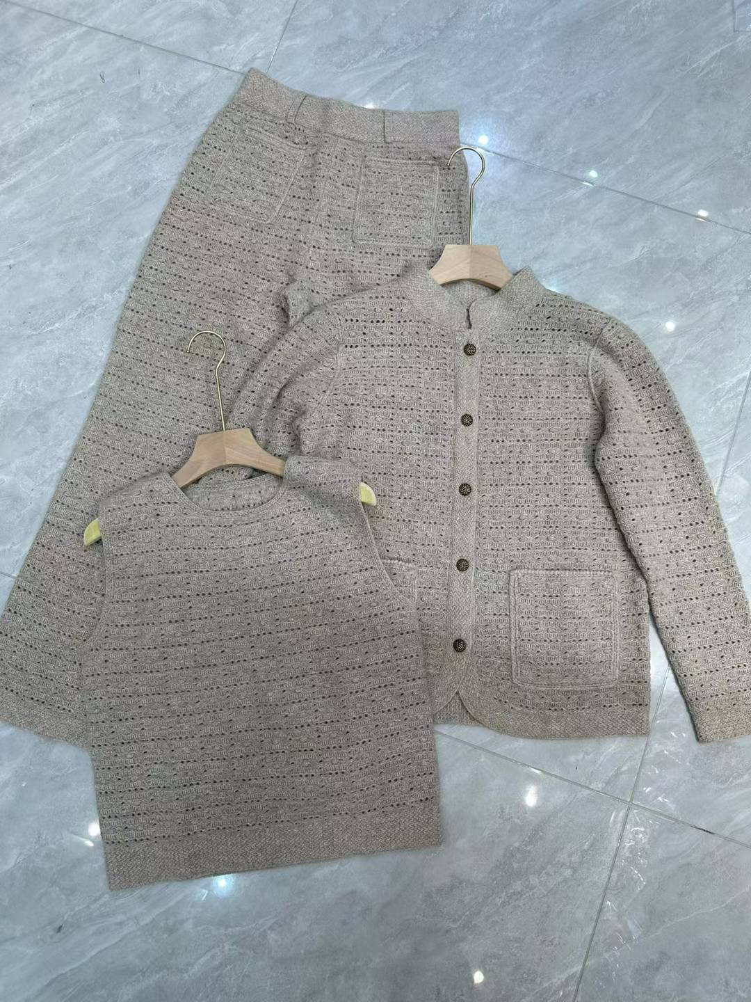 LP 3-PIECE KNIT SET STYLE 79