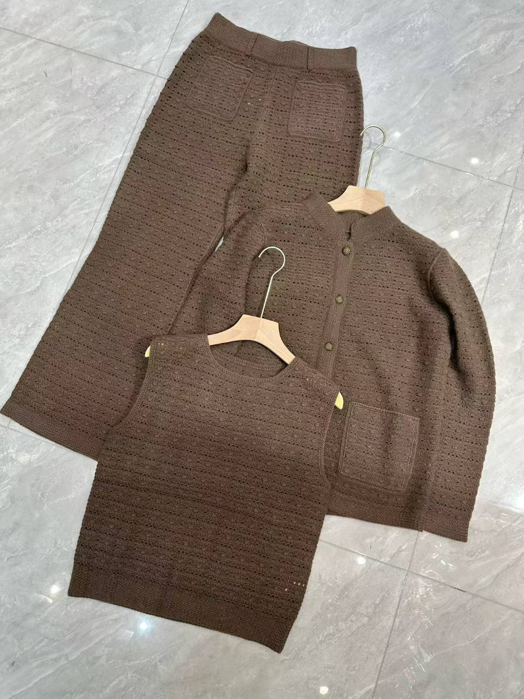 LP 3-PIECE KNIT SET STYLE 78