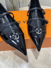 POINTED-TOE TRIPLE-STRAP BALLET FLAT IN BLACK PATENT CALFSKIN