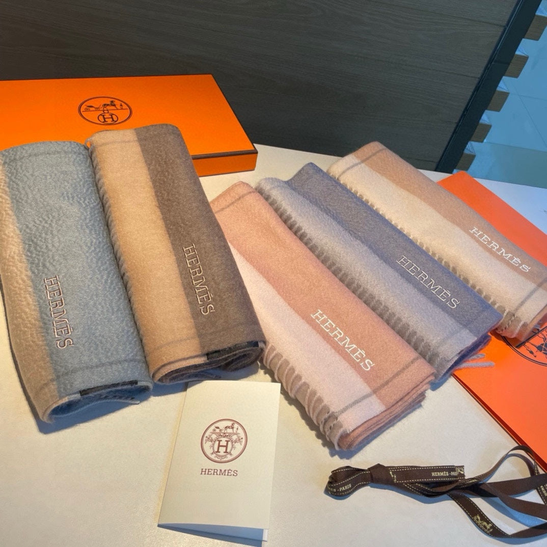 SCARF 180 CM IN LAVENDER GRAY CASHMERE 366049