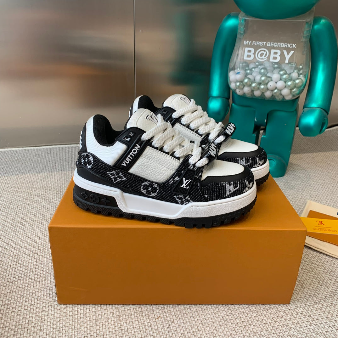 LV TRAINER MAXI SNEAKER IN WHITE MIX BLACK CALFSKIN