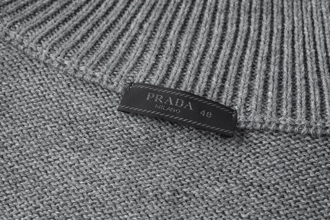 PRADA ZIP-UP KNIT CARDIGAN STYLE 143
