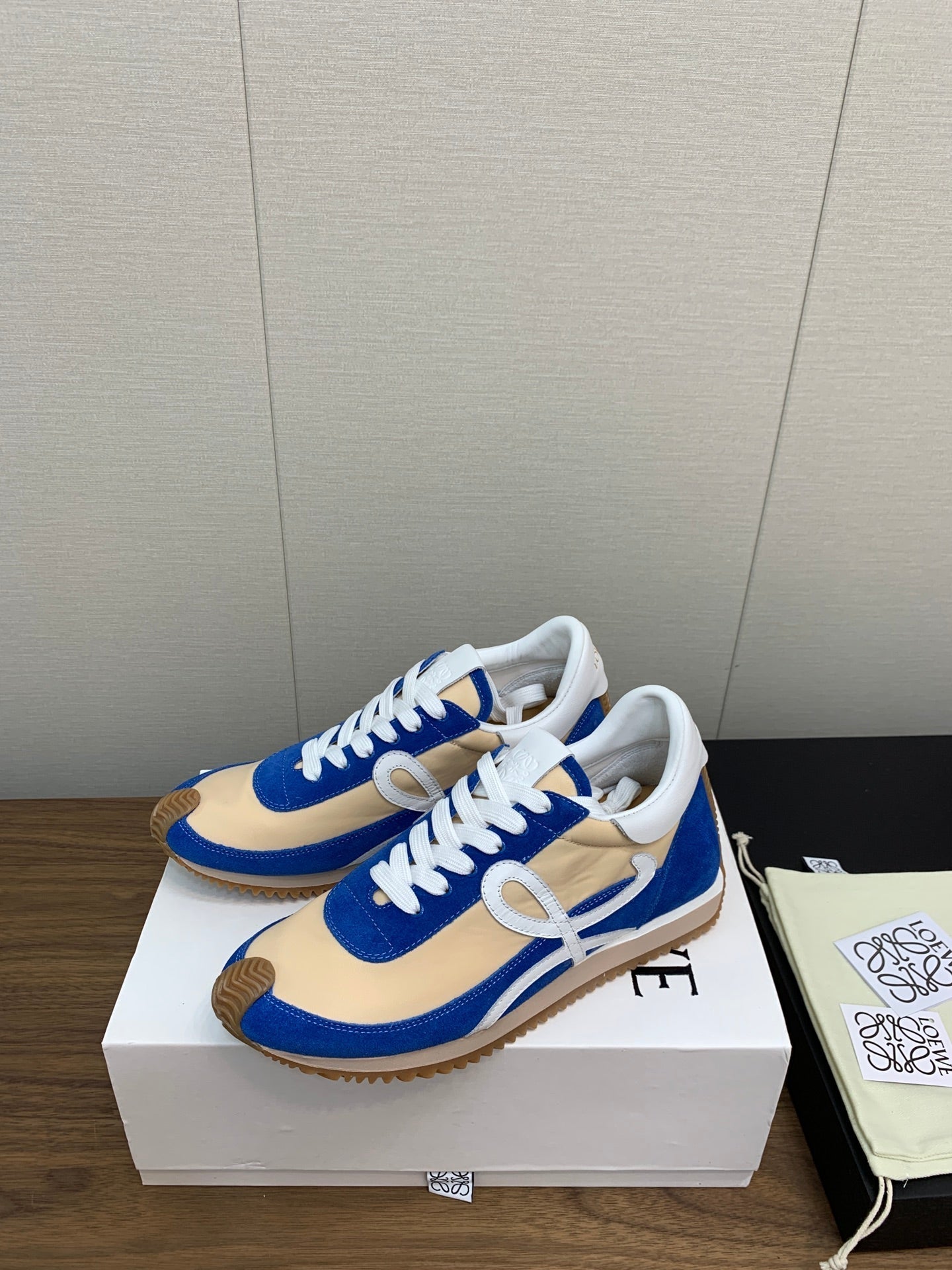 LW FLOW RUNNER SNEAKER COBALT-BEIGE SUEDE