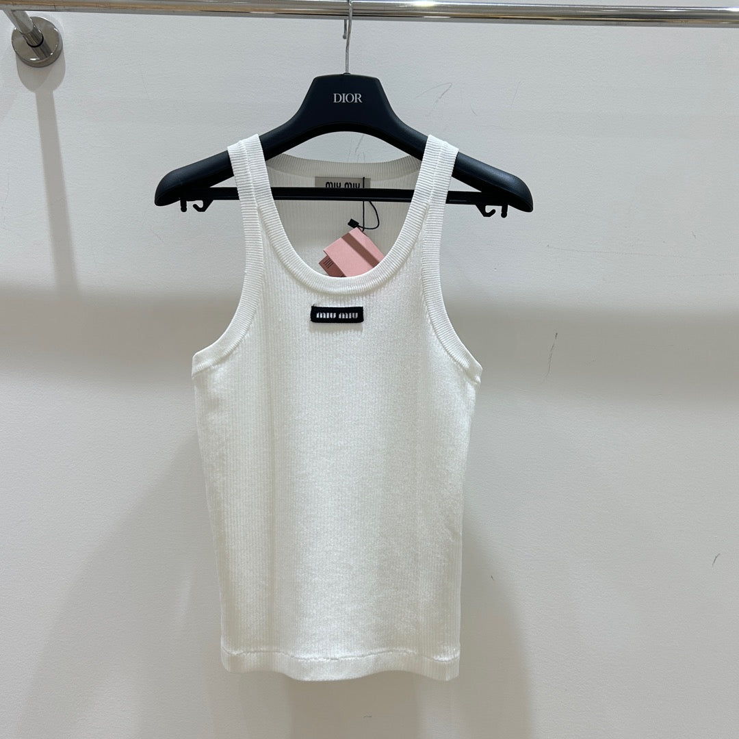 MIUMIU SLEEVELESS TOP STYLE 194