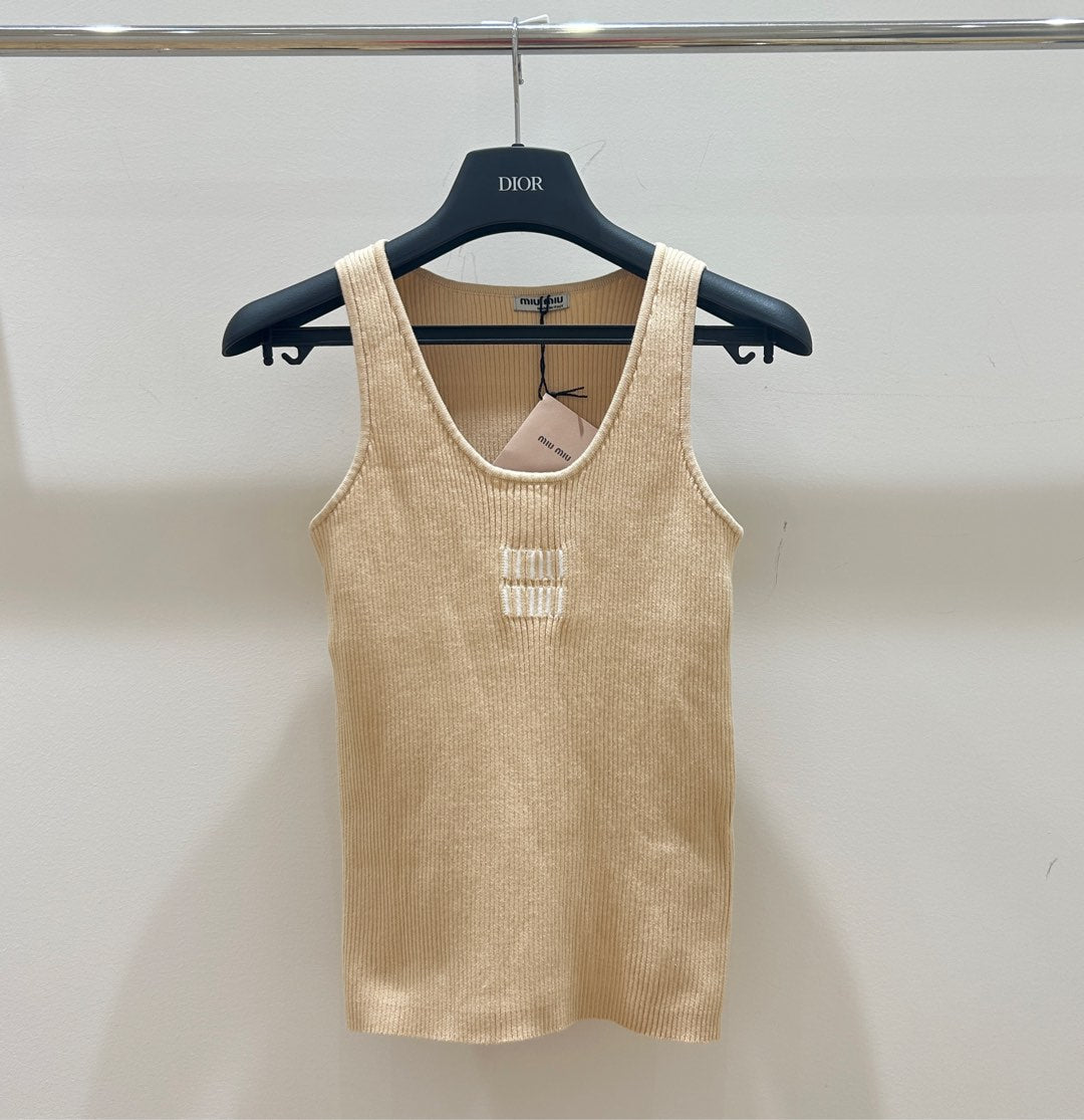 MIUMIU SLEEVELESS TOP STYLE 196