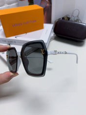 SQUARE SUNGLASSES 581356 IN WHITE ACETATE GREY LENSES