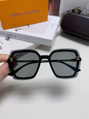 SQUARE SUNGLASSES 581357 IN BLACK ACETATE