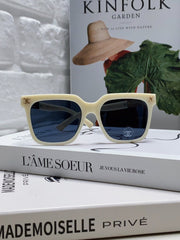 SQUARE SUNGLASSES 632878 IN WHITE ACETATE