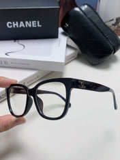 SQUARE SUNGLASSES 632890 IN BLACK ACETATE