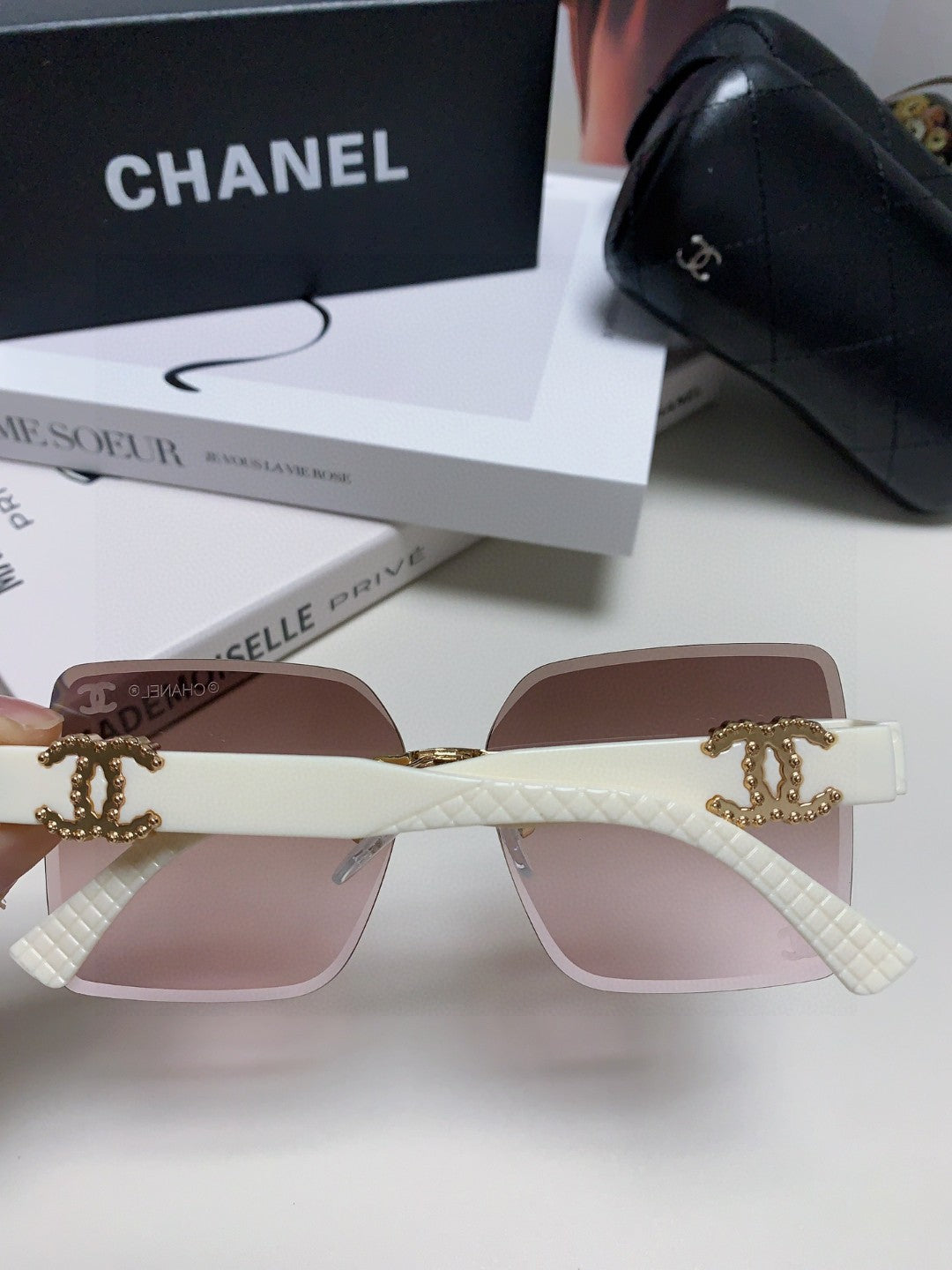 SQUARE SUNGLASSES 632891 IN WHITE ACETATE BROWN LENSES